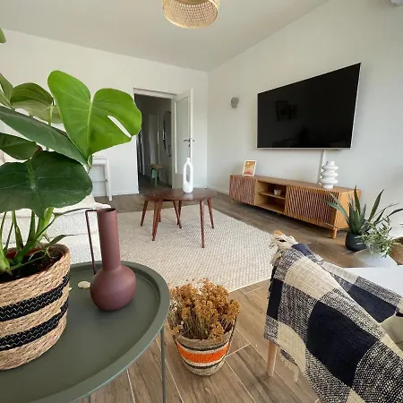 Dashing Oasis Apartman *