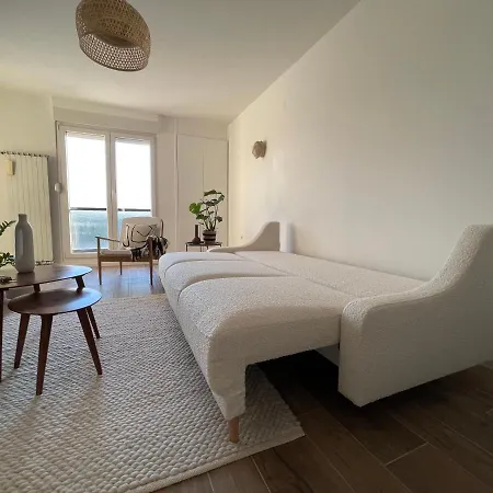 Dashing Oasis Apartment