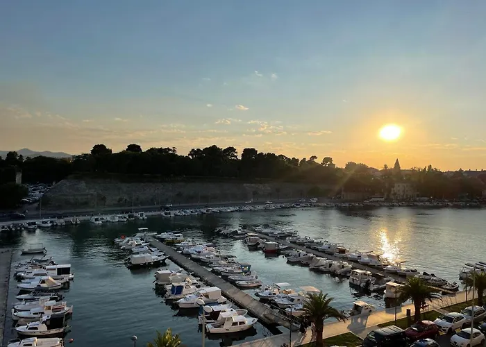 Апартаменты Dashing Oasis