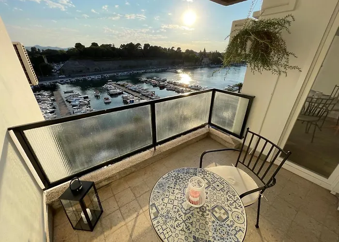 Dashing Oasis Апартаменты *